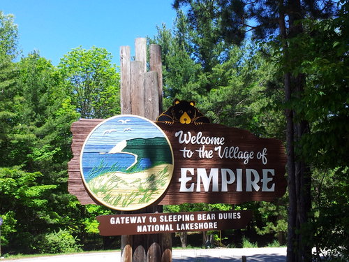 -visit_to_Empire_in_his_Em-20000000005895915-500x375